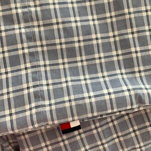 Tommy Hilfiger Queen sheet set